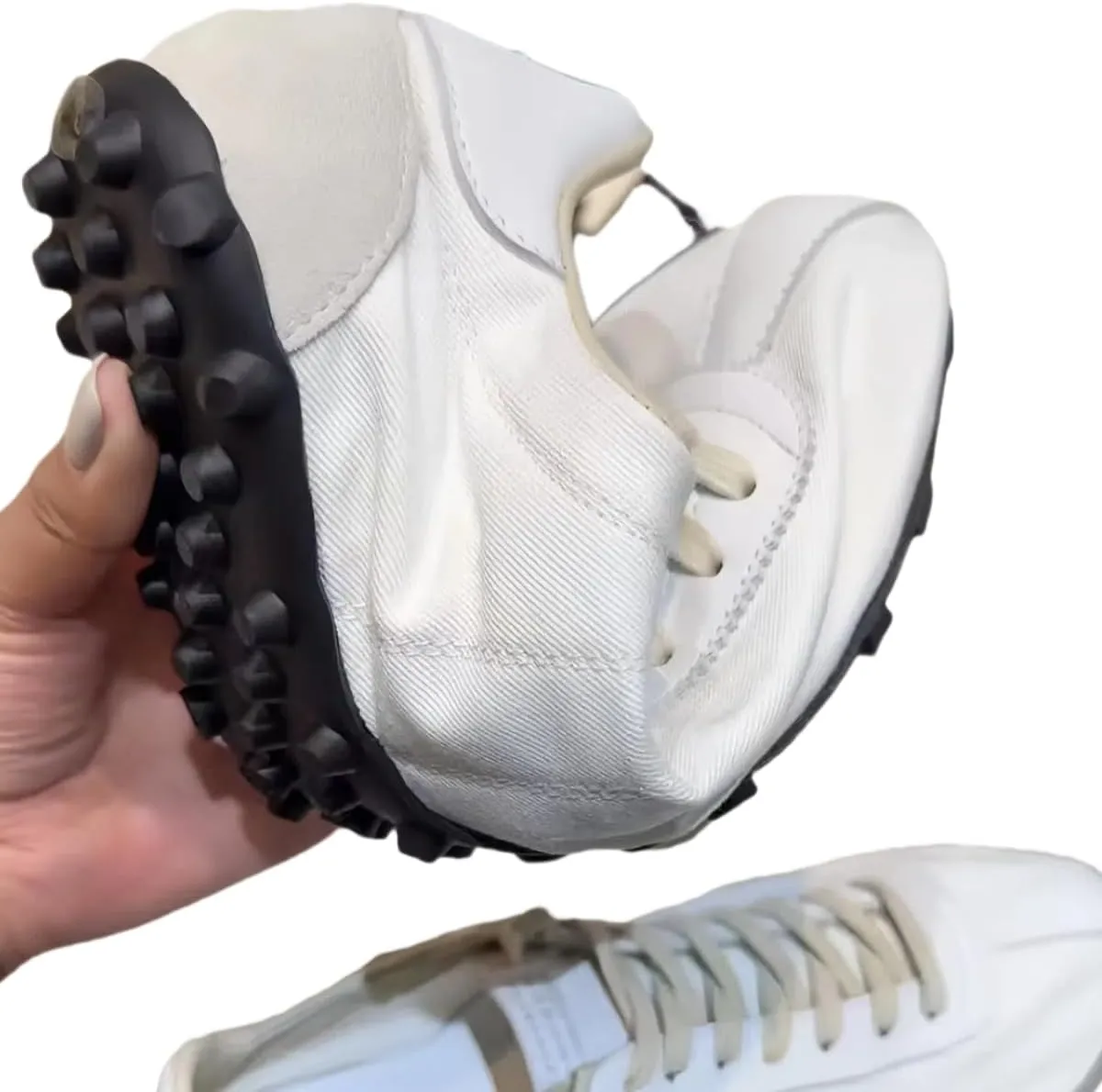 Classic Lace-up White Sneakers for Women Soft-Soled and Soft-surfaced Genuine Leather Flats Shoes Sporty Light Activities Casual Wear Office Work
