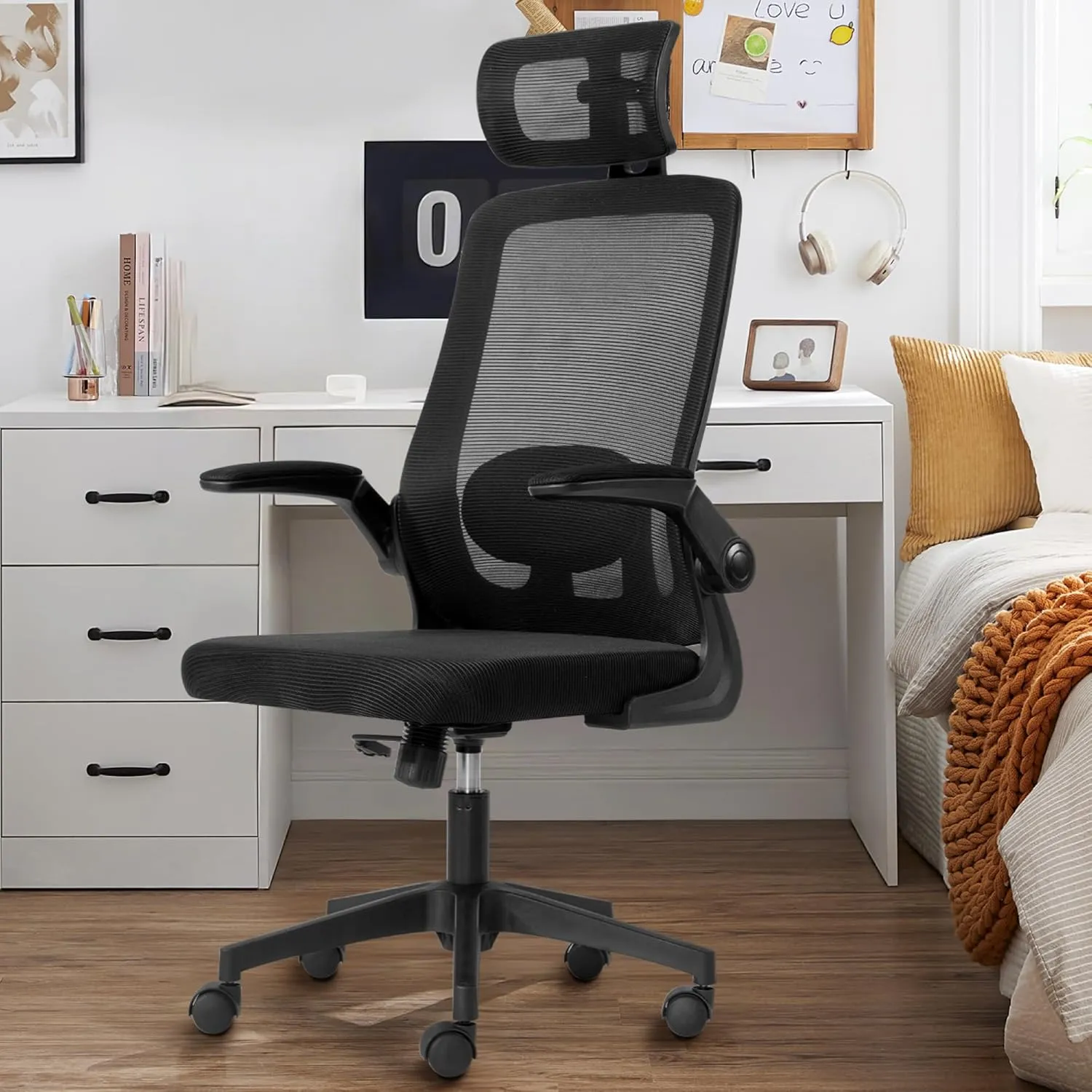 Ergonomic Home Office Chair with Adjustable Lumbar Support Adjustable Headrest,Comfy High Back, Breathable Mesh Computer Gaming Chair with Flip-Up Armrests (Black)