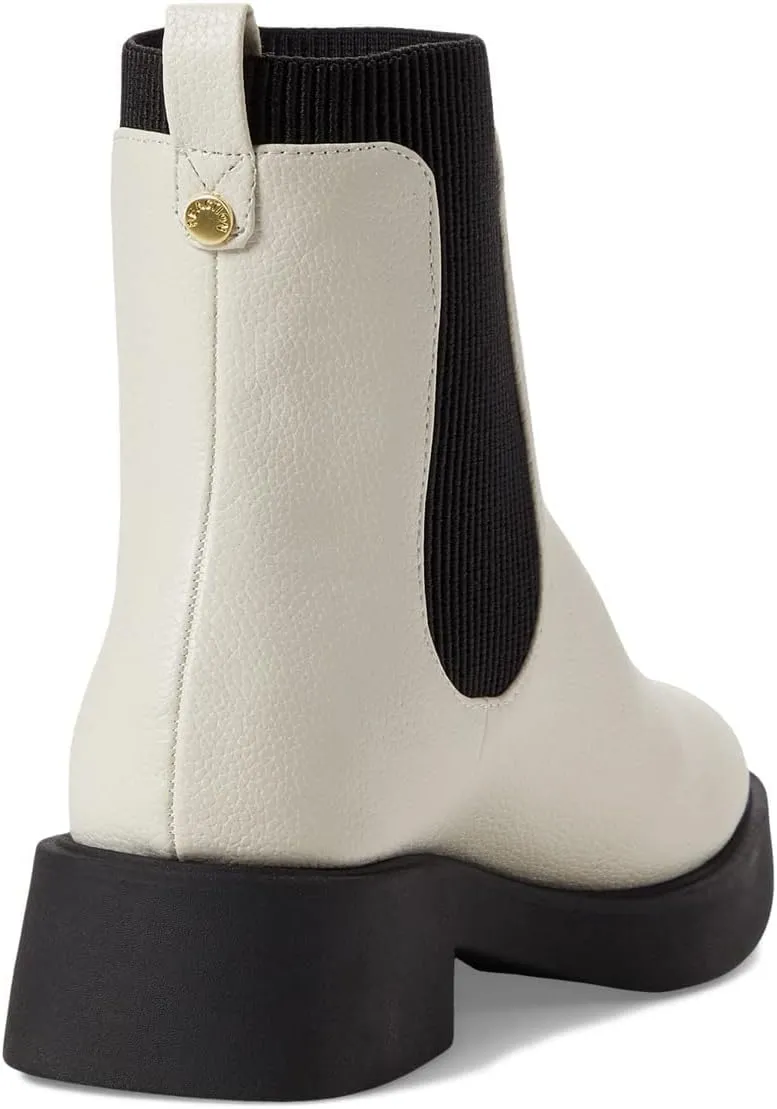 Kenneth Cole REACTION Women's Skyee Chelsea Fashion Boot