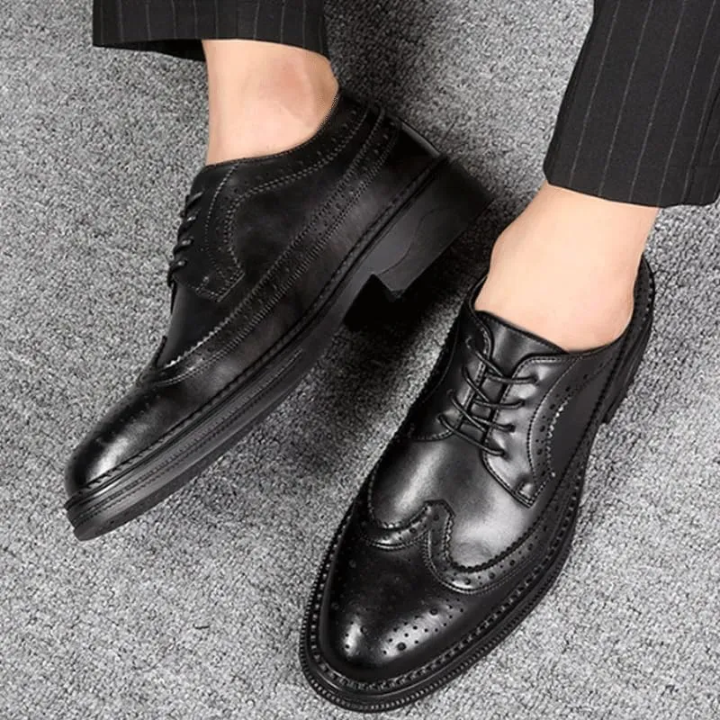 Men's Breathable Leather Wingtip Brogue Oxfords Fashion Classic Carved Lace Up Leather Low Heels Dress Shoes Genuine Cowhide Leather