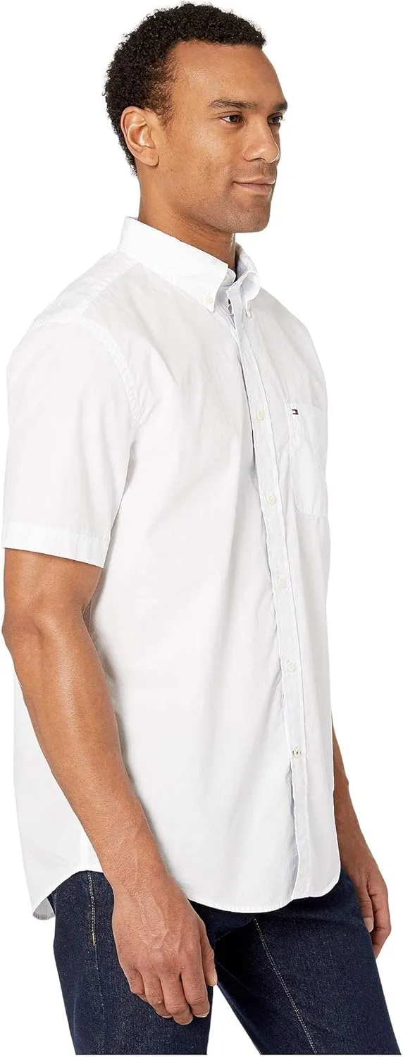 Tommy Hilfiger Men's Short Sleeve Casual Button Down Shirt in Classic Fit