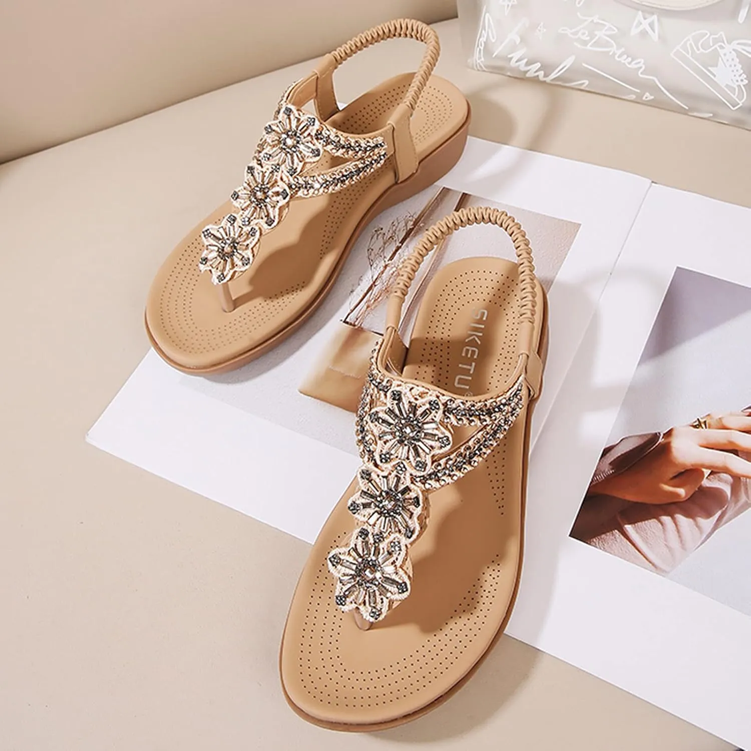 Women's Bohemia Sequins T-strap Flat Sandals Summer Comfortable Flip Flops Beach Thong Sandal Elastic Dress Shoes