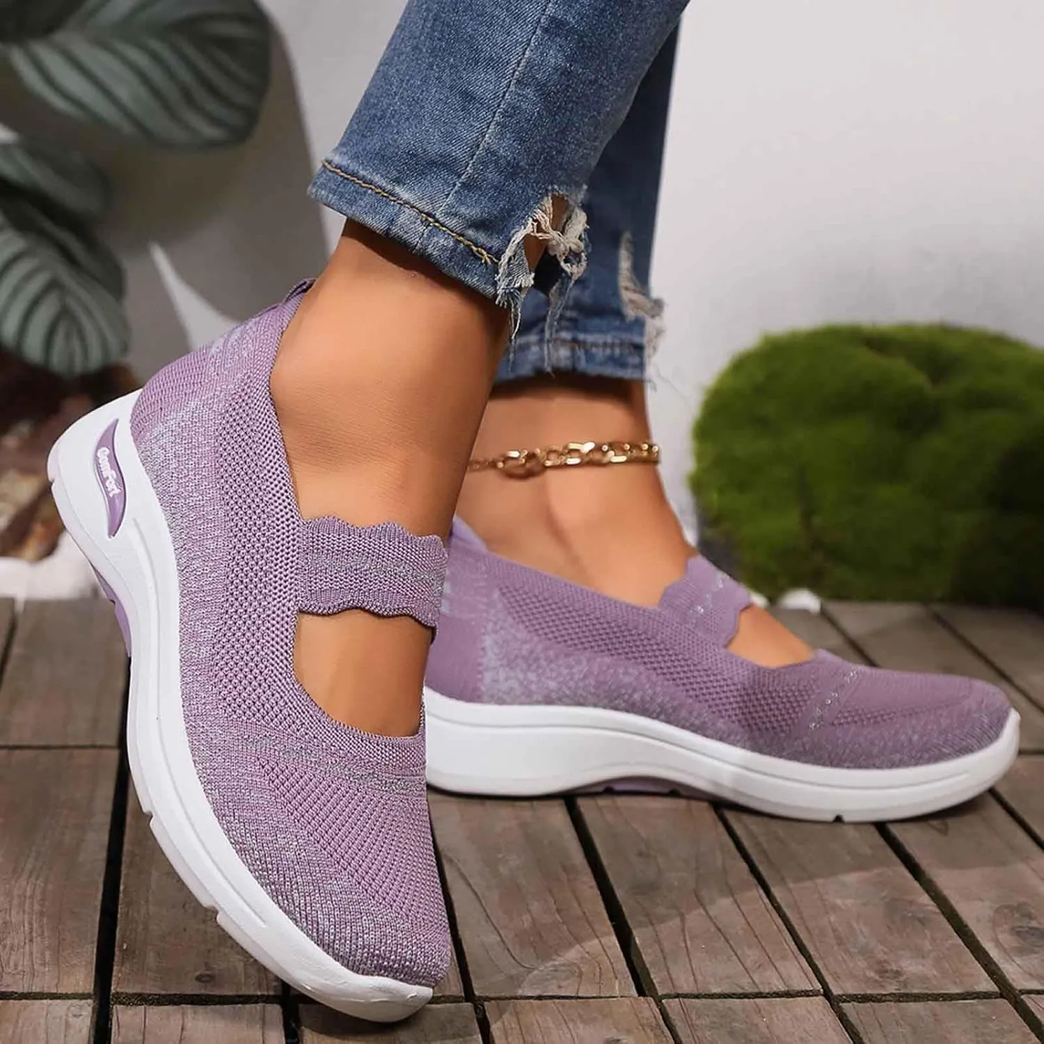 Women's Casual Slip On Shoes Breathable Lightweight Low Heel Sneakers Comfort Womens Casual Flat Sandals